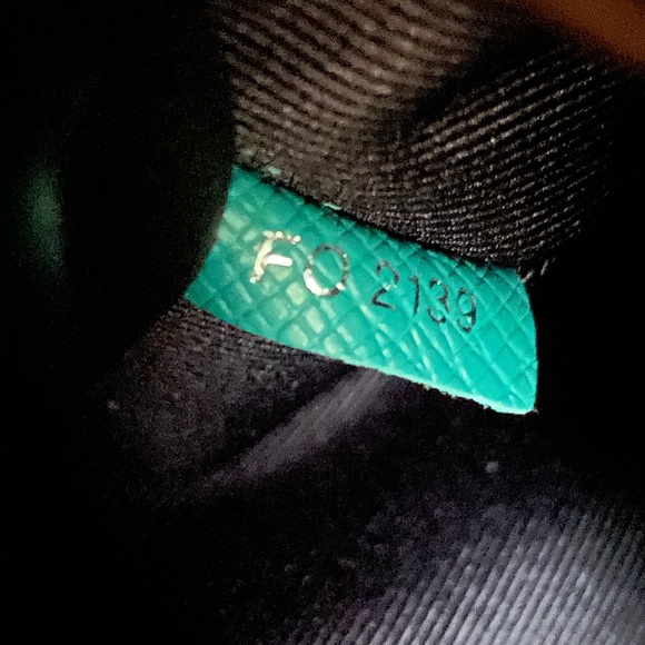 Louis Vuitton Outdoor Messenger Green Taigarama - Picture 6 of 8